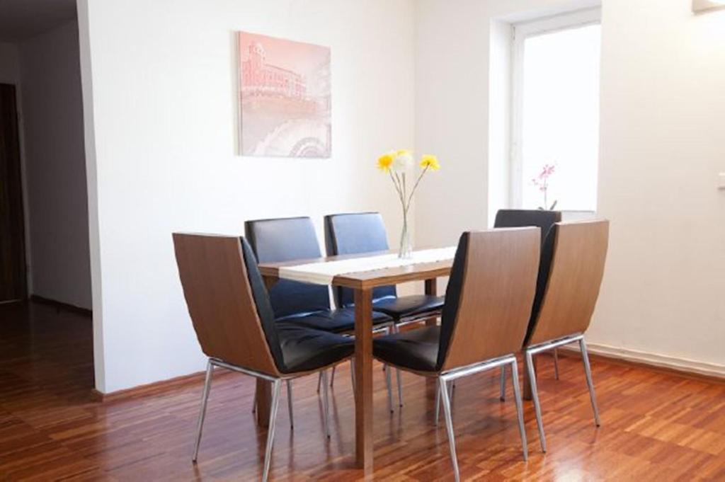 Royal Living Apartments Відень Номер фото